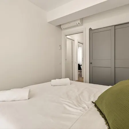 Appartement Home, 2 Min From Station *
